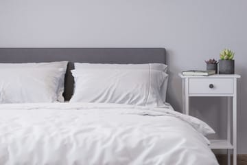 Billingen Komplett Sängpaket – Kontinentalsäng 140x200 cm i Tyg med Sänggavel + Bäddmadrass med Fasthetsgrad Medium - Grå - Möbler - Sovrum - Sängar - Kontinentalsängar