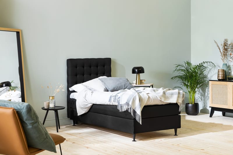 Ella Sängpaket 90x200 cm Rutig Gavel - Svart - Möbler - Sovrum - Sängar - Komplett Sängpaket