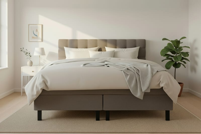Hilton Komplett Sängpaket 160x200 cm Kontinentalsäng med rutad sänggavel i teddy - Brun / Teddy - Möbler - Sovrum - Sängar - Komplett Sängpaket