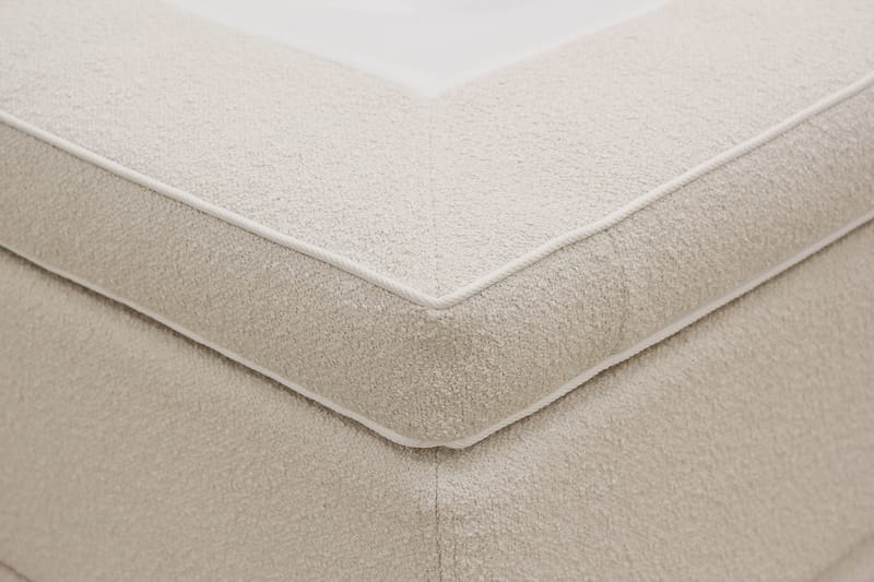 Hilton lyx Komplett Sängpaket 180x200 cm Kontinentalsäng med knappad sänggavel - Ivory - Möbler - Sovrum - Sängar - Komplett Sängpaket