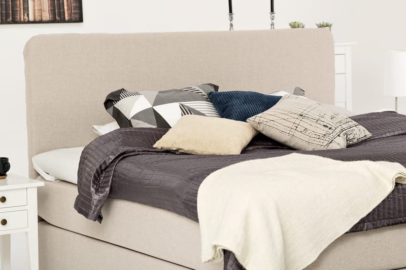Dolly Kontinentalsäng 210x210 cm - Beige - Möbler - Sovrum - Sängar - Kontinentalsängar
