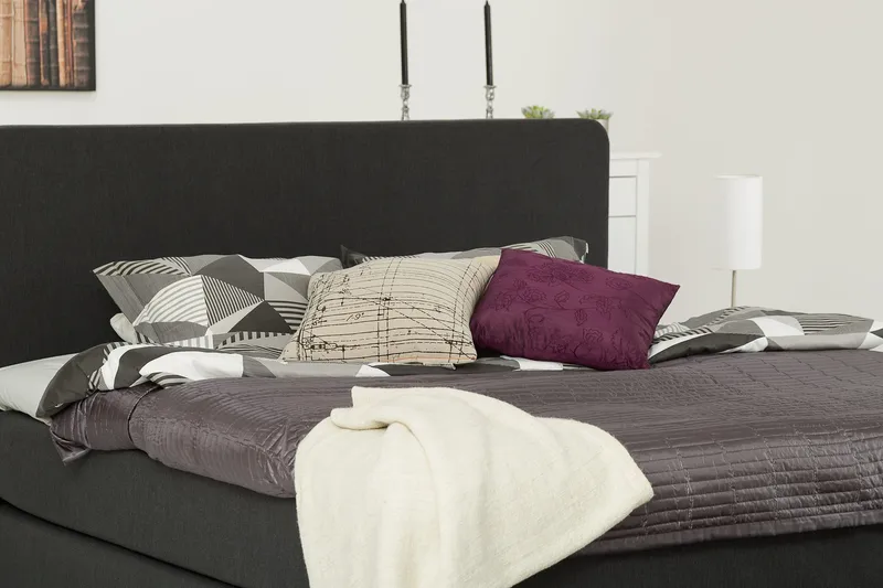 Dolly Kontinentalsäng 210x210 cm - Möbler - Sovrum - Sängar - Kontinentalsängar