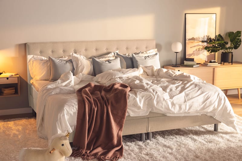 NOVELLA Familjesäng Sängpaket 240x200 cm Beige (+Fler val) - Möbler - Sovrum - Sängar - Komplett Sängpaket