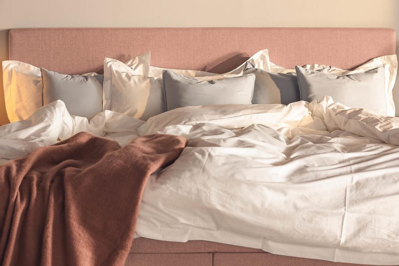 NOVELLA Familjesäng Sängpaket 240x210 cm Rosa (+Fler val) - Möbler - Sovrum - Sängar - Komplett Sängpaket
