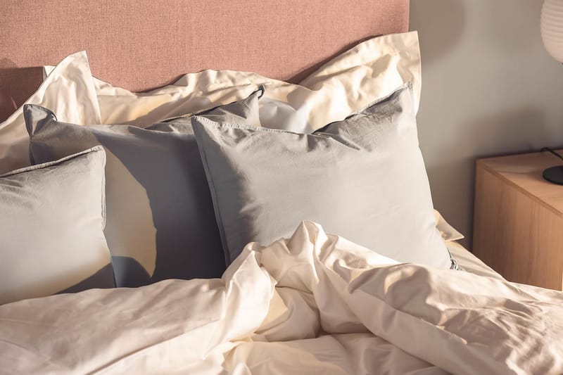 NOVELLA Familjesäng Sängpaket 240x210 cm Rosa (+Fler val) - Möbler - Sovrum - Sängar - Komplett Sängpaket