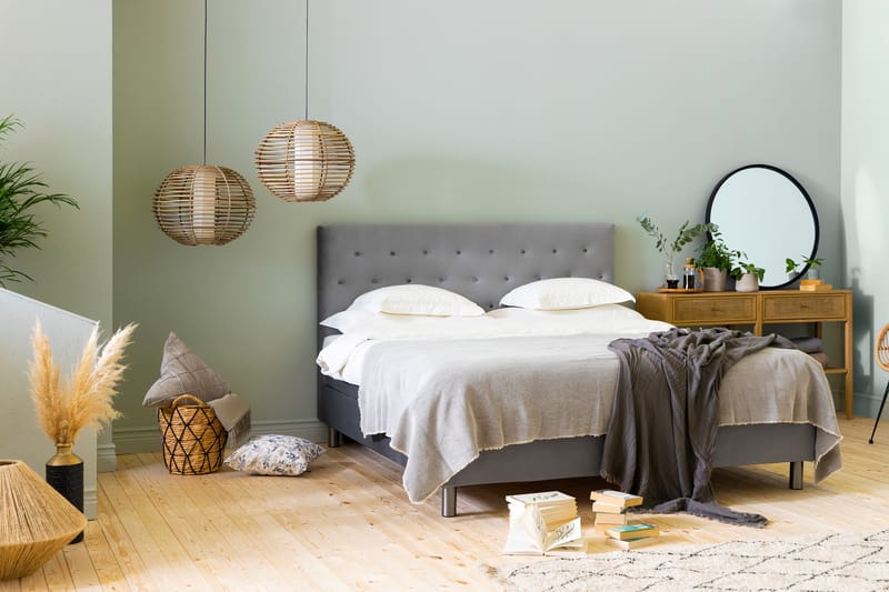NOVELLA Sängpaket 180x200 cm Knapp Gavel Ljusgrå/Sammet - Möbler - Sovrum - Sängar - Komplett Sängpaket