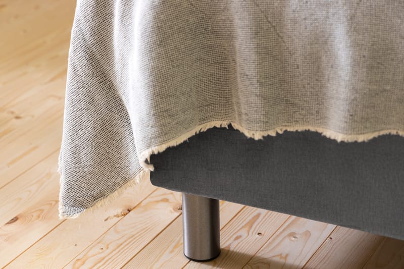 NOVELLA Sängpaket 180x200 cm Knapp Gavel Ljusgrå/Sammet - Möbler - Sovrum - Sängar - Komplett Sängpaket