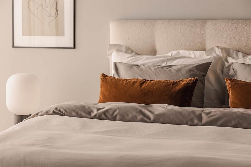 Oslo Lyx Sängpaket Boucle 180x200 Knappad gavel - Beige - Möbler - Sovrum - Sängar - Kontinentalsängar