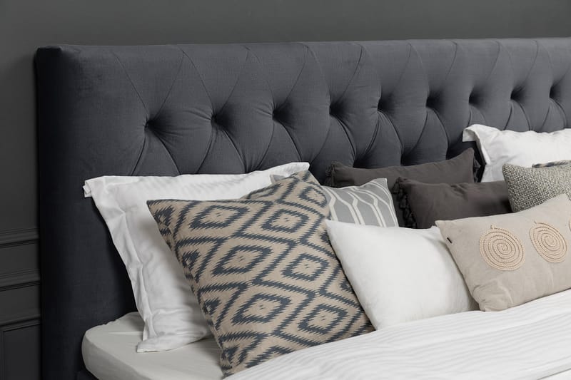 Royal Velvet Komplett Sängpaket 180x200 cm - Svart med Låga Guldben - Möbler - Sovrum - Sängar - Kontinentalsängar