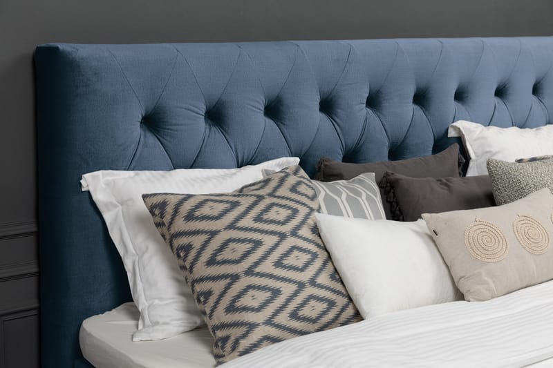 Royal Velvet Kontinentalsäng 210x210 cm - Mörkblå - Möbler - Sovrum - Sängar - Kontinentalsängar