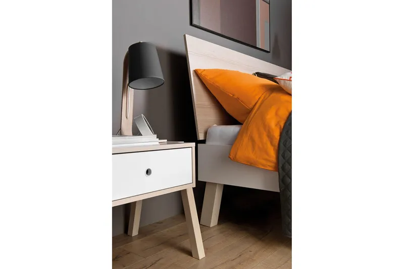 Spot Sänggavel 180x200 cm Trä/Natur/Vit - VOX - Möbler - Sovrum - Sängar - Ramsäng