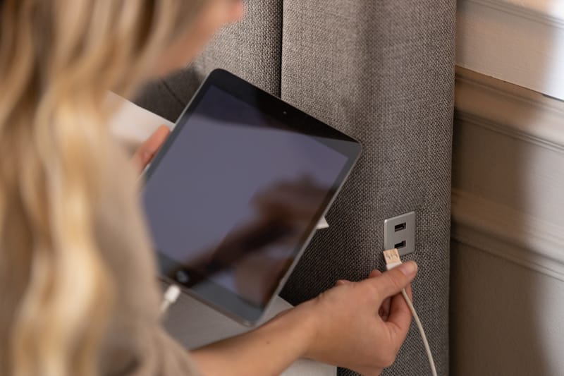 Alessia Förvaringssäng med LED-belysning 180x200 - Möbler - Sovrum - Sängar - Sängar med förvaring