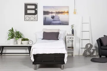 Detroit Ställbar Säng 90x200 cm Höj och sänkbar - Svart - Möbler - Sovrum - Sängar - Ställbara sängar