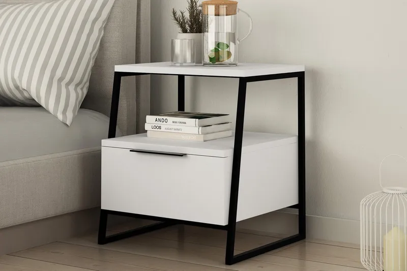 Bodsjö Sängbord 45 cm med Förvaring Hylla + Lucka - Vit/Svart - Möbler - Sovrum - Sängbord