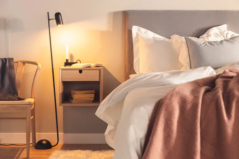 Century Sängbord 37 cm Hög med Förvaring Låda - Beige - Möbler - Sovrum - Sängbord