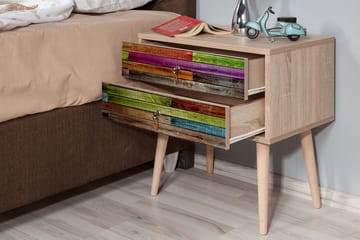 Vellavie Sängbord 60 cm med Förvaring 2 Lådor Regnbågspanel - Röd/Grön - Möbler - Sovrum - Sängbord