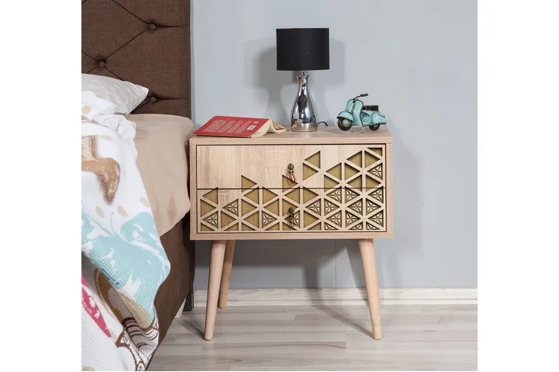 Vellavie Sängbord 60 cm med Förvaring 2 Lådor Trianglar - Brun/Ek - Möbler - Sovrum - Sängbord