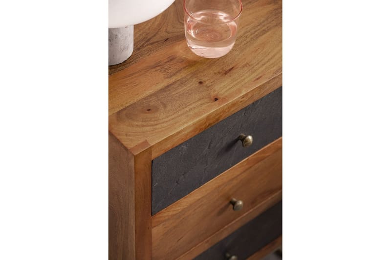 Sängbord Wohnling gjord av massivt trä för boxspringbädd med 3 lådor, skifferlook, i lantlig stil Brun, Svart - Brun, Svart - Möbler - Sovrum - Sängbord