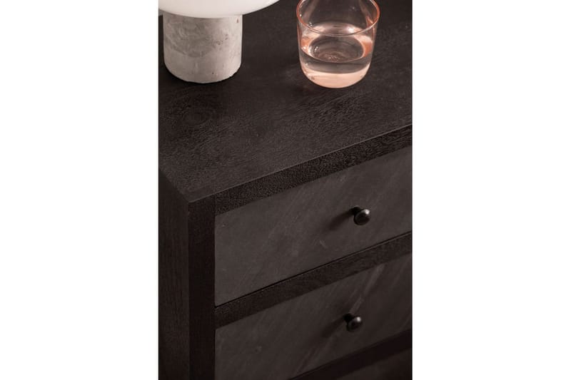 Sängbord Wohnling gjord av massivt trä för boxspringbädd med 3 lådor, skifferlook, i lantlig stil Svart - Svart - Möbler - Sovrum - Sängbord