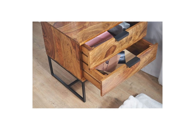 Sängbord Wohnling Tillverkad av massivt trä för normala sänghöjder med 2 lådor lantlig stil - Möbler - Sovrum - Sängbord