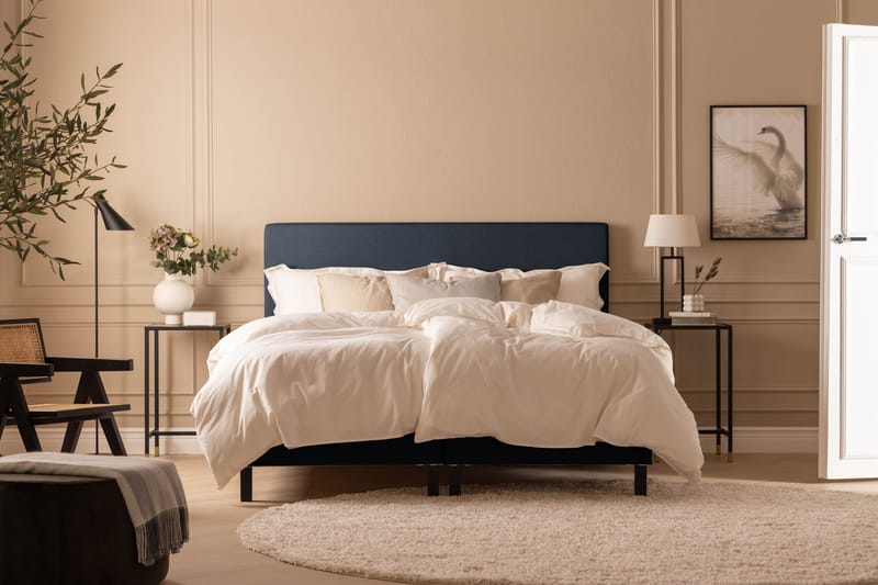 Scarlett Knappad gavel 140 - Blå - Möbler - Sovrum - Sänggavlar