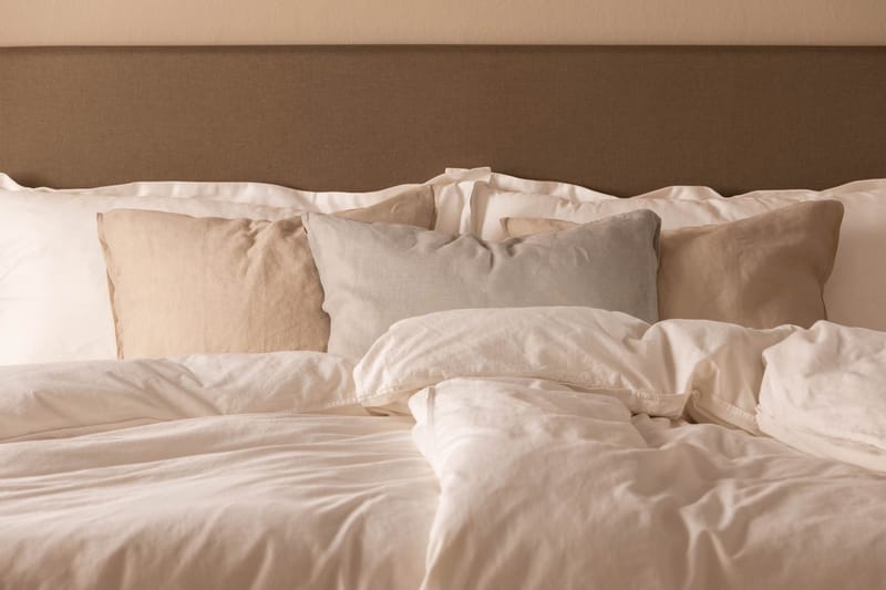 Scarlett Knappad gavel 90 - Brun - Möbler - Sovrum - Sänggavlar