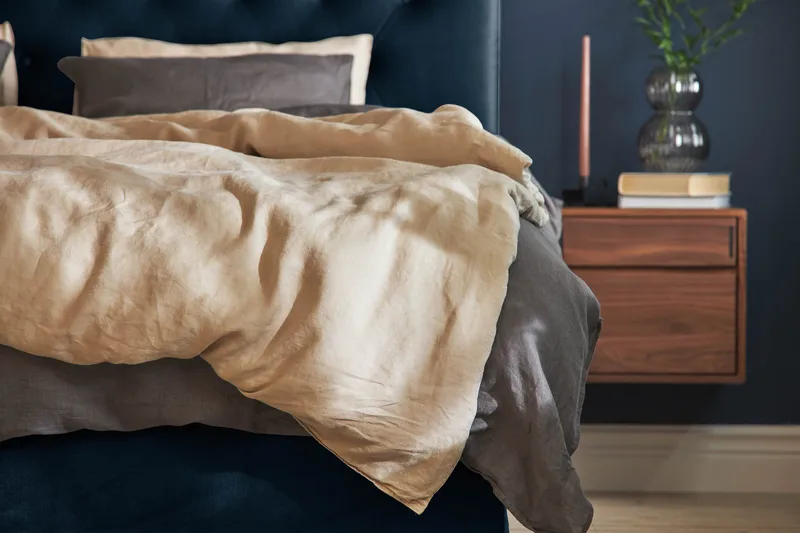 Wall Sänggavel - Mörkblå - Möbler - Sovrum - Sänggavlar