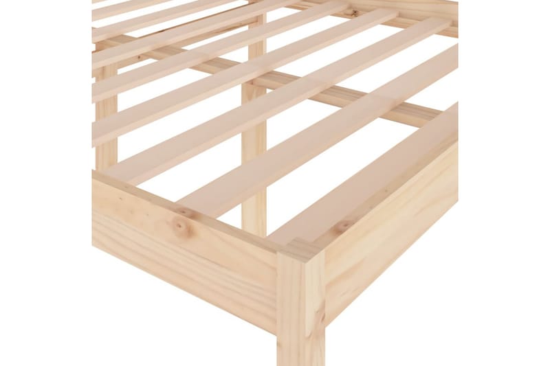 Sängram massiv furu 140x190 cm - Brun - Möbler - Sovrum - Sängram & sängstomme