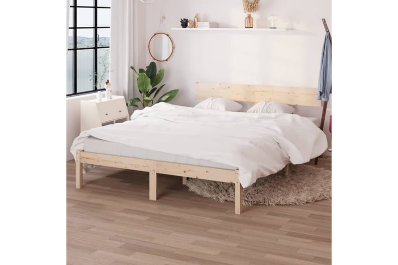 Sängram massiv furu 140x200 cm - Brun - Möbler - Sovrum - Sängram & sängstomme