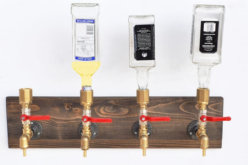 ÖLTAPP 21x70 cm Valnöt/Guld - Möbler - Spelrum - Dryckeskylar - Öltapp & ölmaskiner