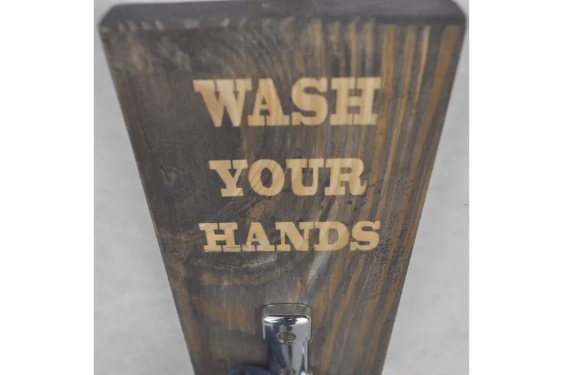 Evila Handdukshängare Wash Your Hands' - Trä - Möbler - Tillbehör & accessoarer - Badrumstillbehör - Handdukshängare