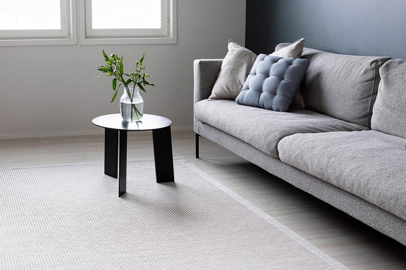 Lyyra Matta 133x200 cm Vit - Vm Carpet - Möbler - Tillbehör & accessoarer - Badrumstillbehör