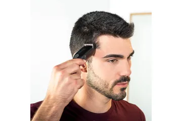 Skäggtrimmer Taurus Hubble Zoom Svart - Svart - Möbler - Tillbehör & accessoarer - Badrumstillbehör