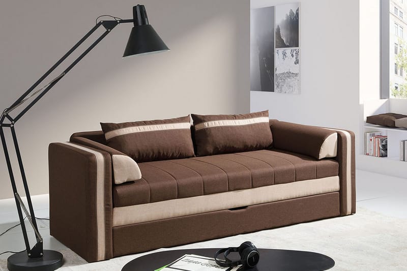 Euforia 3-sits Längsbäddad Bäddsoffa 140x188 cm med Förvaring i Tyg - Brun - Möbler - Vardagsrum - Bäddsoffor
