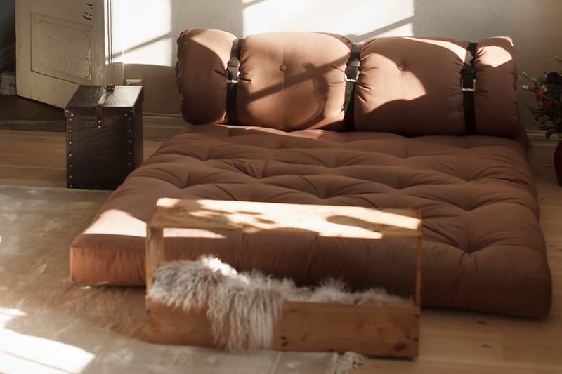 BUCKLE-UP Bäddsoffa Brun - Karup Design - Futon soffa