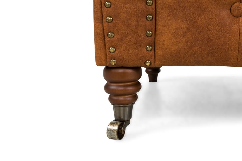 CHESTERFIELD DELUXE Fåtölj+Fotpall Vintage Cognac - Möbler - Vardagsrum - Fåtöljer - Chesterfield fåtölj