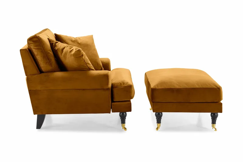 Andrew Fåtölj med Fotpall Sammet - Amber/Mässing - Möbler - Vardagsrum - Fåtöljer - Sammetsfåtölj