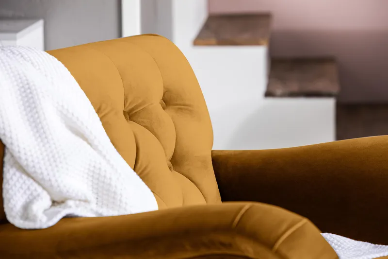 Howard Riviera Fåtölj med Fotpall - Amber - Möbler - Vardagsrum - Fåtöljer - Fåtölj med fotpall