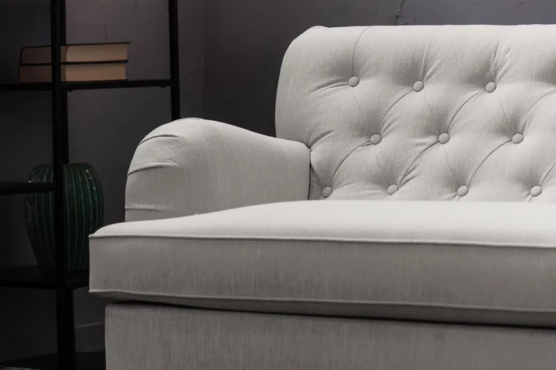 Howard Riviera Fåtölj med Fotpall - Linnebeige - Möbler - Vardagsrum - Fåtöljer - Fåtölj med fotpall