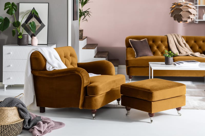 Howard Riviera Sammetsfåtölj - Amber - Möbler - Vardagsrum - Fåtöljer - Howard fåtölj