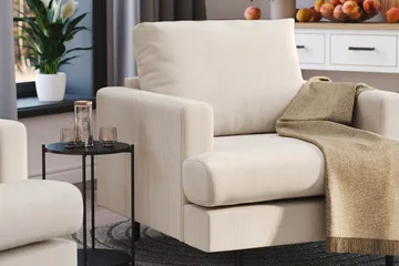 Menard Compact Fåtölj - Beige - Möbler - Vardagsrum - Fåtöljer