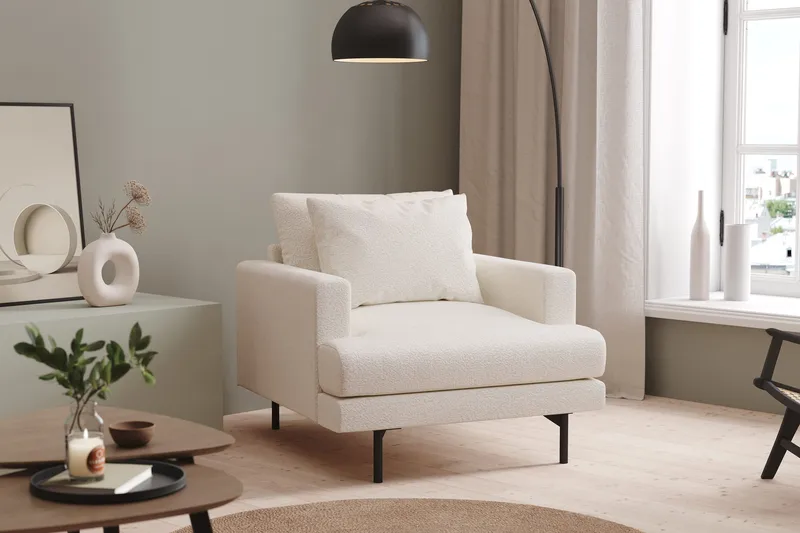 Menard Fåtölj - Vit Bouclé - Möbler - Vardagsrum - Fåtöljer