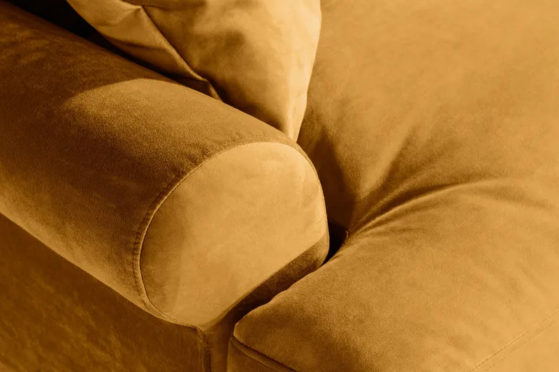 Andrew Loveseat Sammet - Amber/Mässing - Möbler - Vardagsrum - Fåtöljer - Sammetsfåtölj