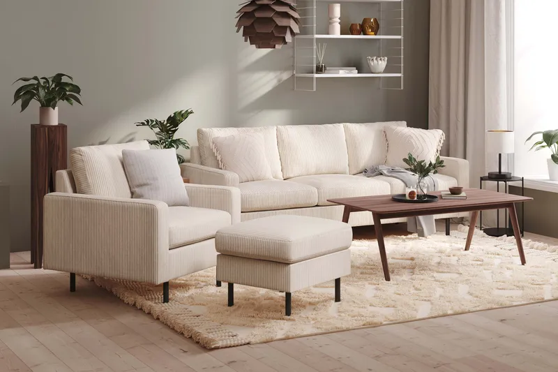 Peppe Soffgrupp 3-sits Soffa + Fåtölj + Fotpall i Manchester - Beige - Möbler - Vardagsrum - Soffgrupper