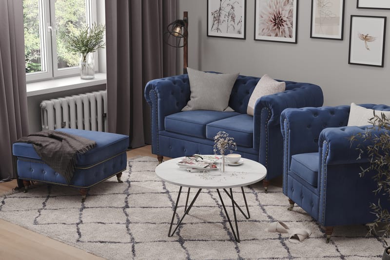 CHESTERFIELD LUX Soffgrupp 2-sits+Fåtölj+Fotpall Sammet - Möbler - Vardagsrum - Soffgrupper - Howard soffgrupp