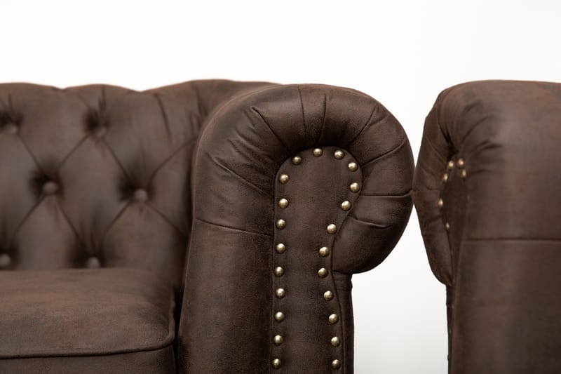 CHESTERFIELD LUX Soffgrupp 2-sits+Fåtölj+Fotpall - Möbler - Vardagsrum - Soffgrupper - Howard soffgrupp