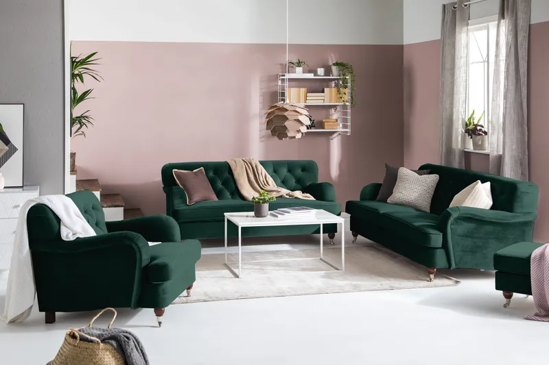 Howard Riviera Soffgrupp 3-sits + 2-sits Soffa + Fåtölj + Fotpall i Sammet - Grön - Möbler - Vardagsrum - Soffgrupper - Howard soffgrupp