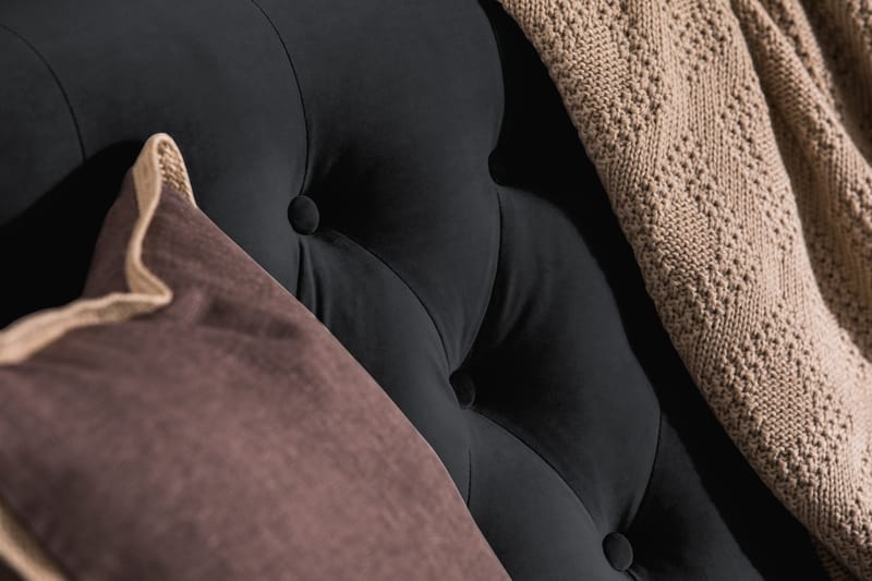 Howard Riviera Soffgrupp 3-sits + 2-sits Soffa + Fåtölj + Fotpall i Sammet - Svart - Möbler - Vardagsrum - Soffgrupper - Howard soffgrupp