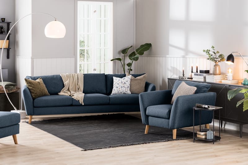 Trend Soffgrupp 3-sits + 2-sits Soffa + Fåtölj + Fotpall i Tyg - Blå - Möbler - Vardagsrum - Soffgrupper - Howard soffgrupp