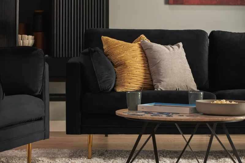 Bloom 3-sits Sammetssoffa - Svart - Möbler - Vardagsrum - Soffor - 3-sits soffor